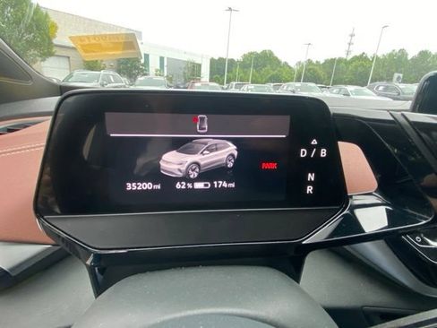 Used 2022 Volkswagen ID.4 Pro S RWD image 5