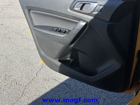 Certified 2022 Ford Ranger Lariat w/ Tremor Off-Road Package image 18