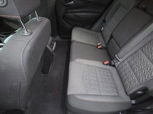 Used 2024 Chevrolet Equinox LT image 17