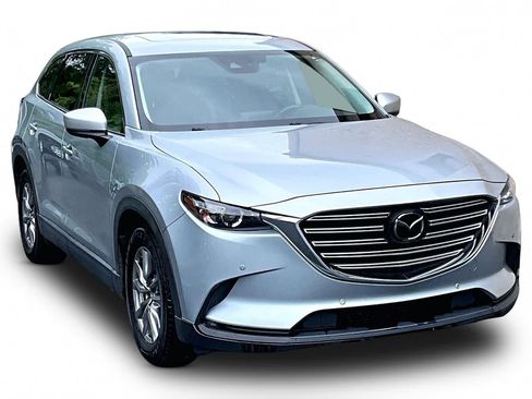 Used 2018 MAZDA CX-9 Touring w/ Touring Premium Package FWD image 3