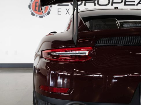 Used 2018 Porsche 911 GT2 RS RWD image 15
