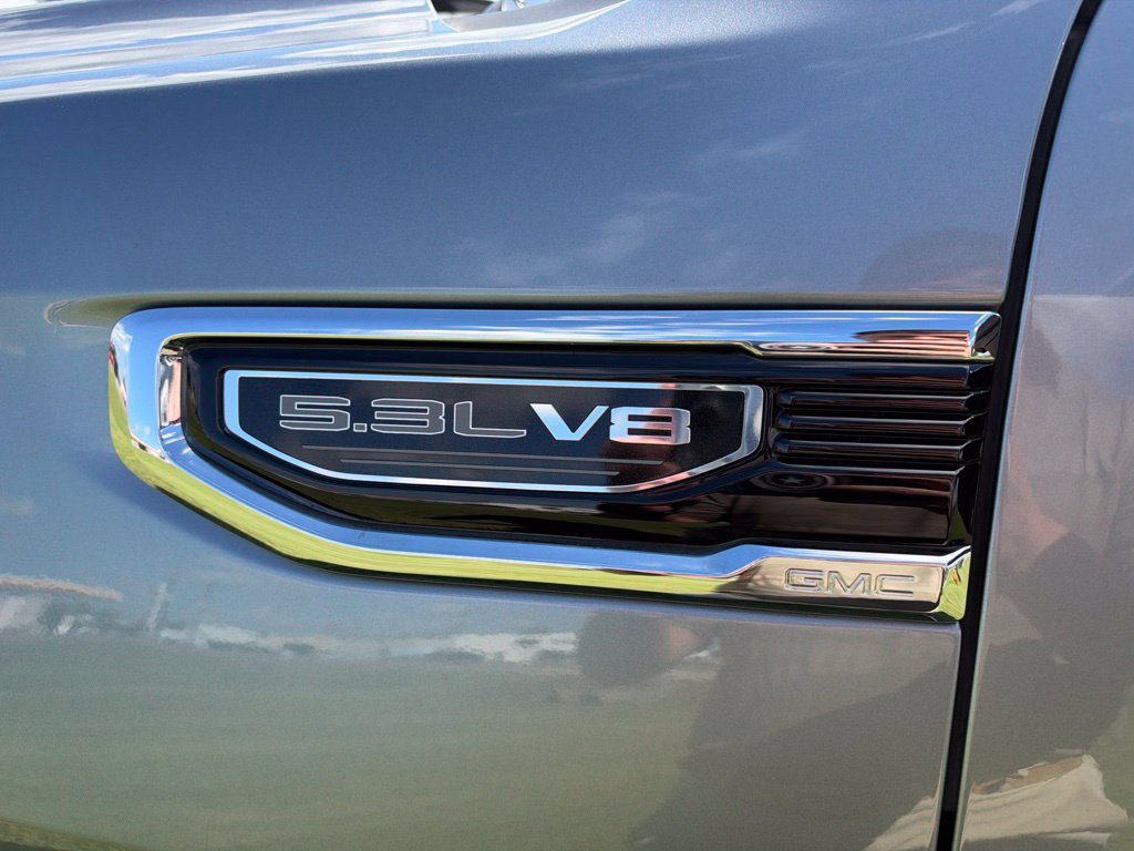 Used 2024 GMC Sierra 1500 SLT RWD image 12