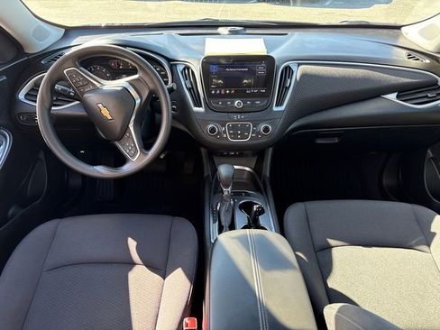 Used 2024 Chevrolet Malibu LT FWD image 19
