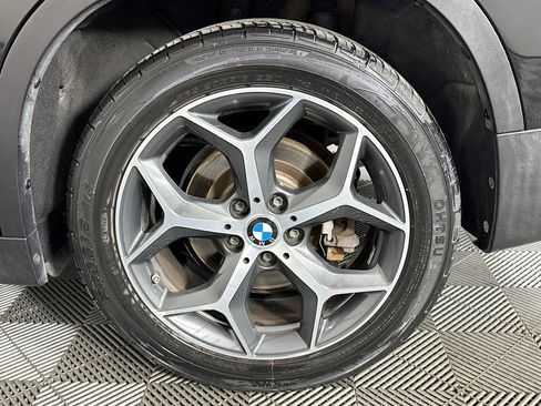 Used 2018 BMW X1 xDrive28i w/ Convenience Package AWD/4WD image 36