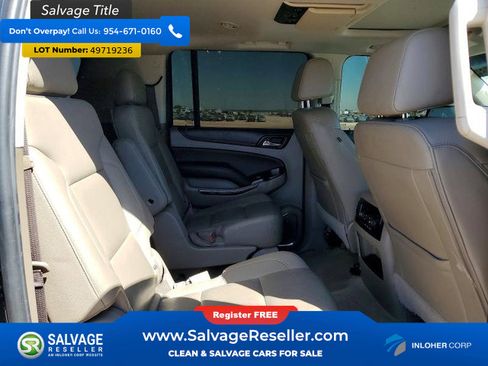 Used 2018 Chevrolet Suburban LT image 15