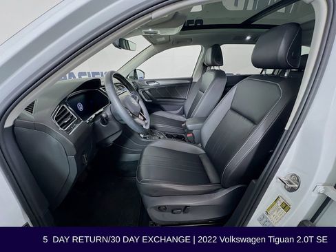 Used 2022 Volkswagen Tiguan SE AWD/4WD image 12