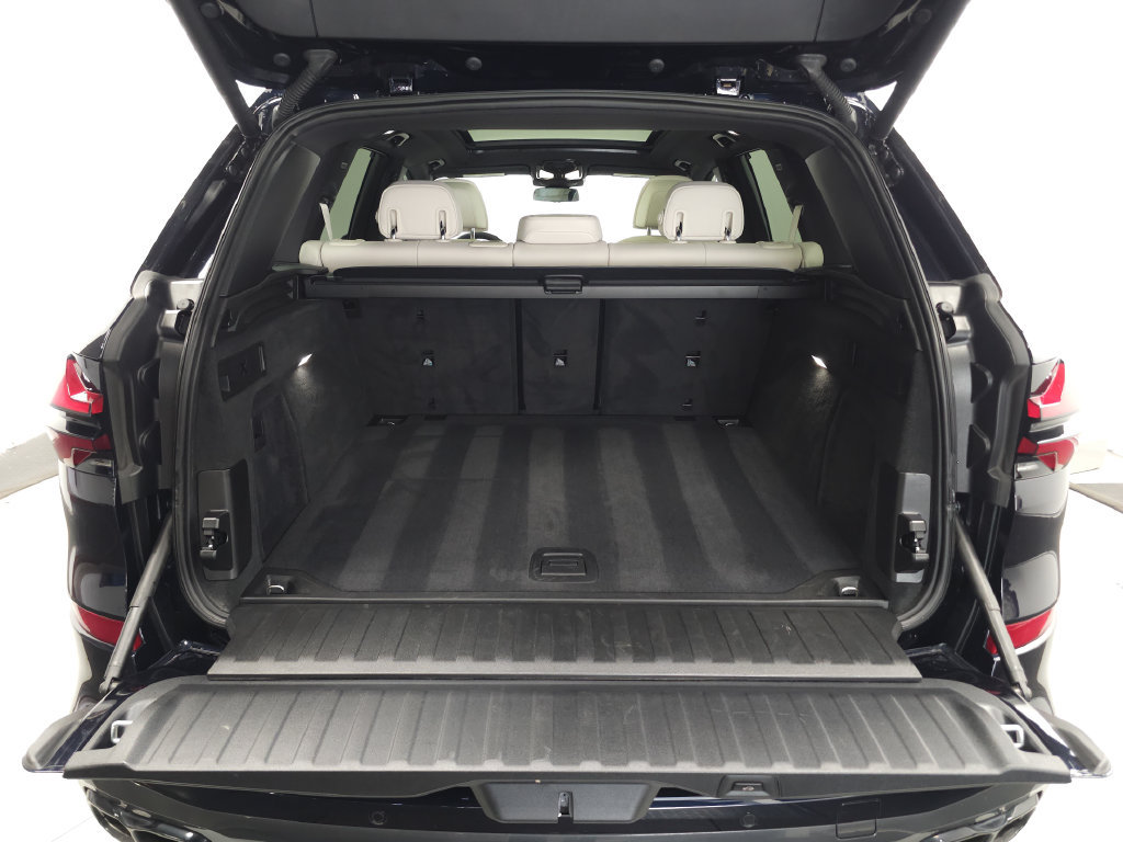 Used 2024 BMW X5 M60i w/ Executive Package AWD/4WD image 28