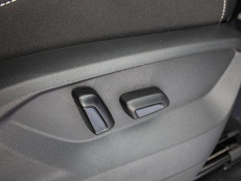 New 2025 Volkswagen Atlas Cross Sport SEL R-Line image 46