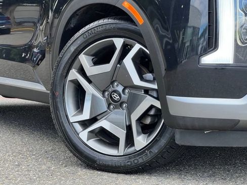 Used 2023 Hyundai Palisade Limited w/ Cargo Package AWD/4WD image 2