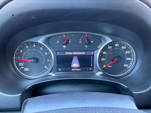 Used 2024 GMC Terrain SLT AWD/4WD image 27