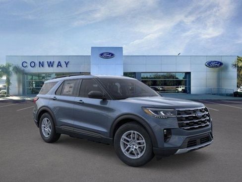 New 2026 Ford Explorer Active w/ Active Comfort Package image 7
