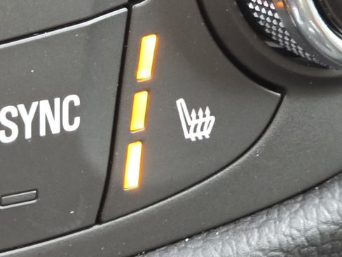 Used 2023 Chevrolet Equinox LT image 7