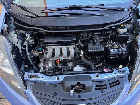 Used 2010 Honda Fit image 11