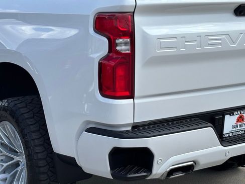 Used 2024 Chevrolet Silverado 1500 High Country image 5