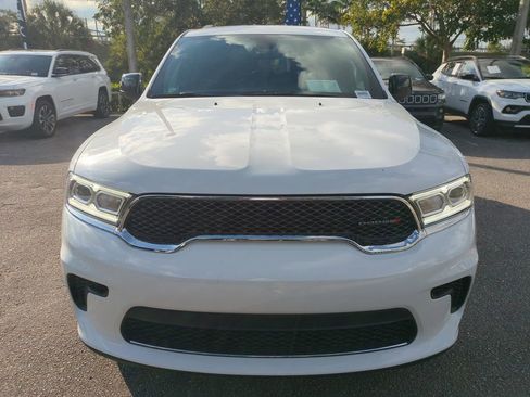 Used 2024 Dodge Durango SXT image 3