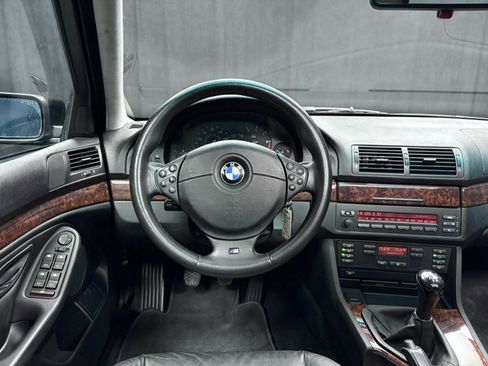 Used 2000 BMW 528i Sedan image 40