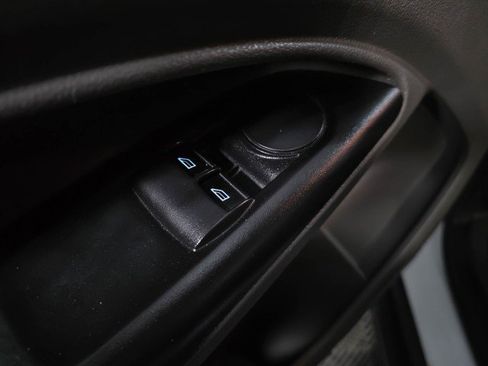 Used 2021 Ford Transit Connect XL image 27