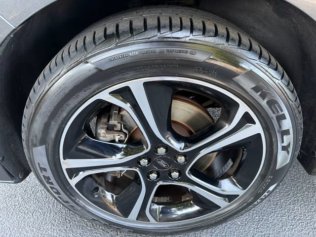 Used 2019 Ford Edge ST w/ Convenience Package AWD/4WD image 11