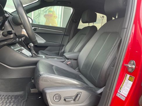 Used 2020 Audi Q3 2.0T Premium w/ Convenience Package image 9