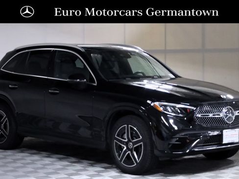 Used 2026 Mercedes-Benz GLC 300 4MATIC image 1
