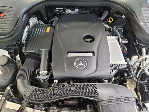 Used 2019 Mercedes-Benz GLC 300 4MATIC image 30