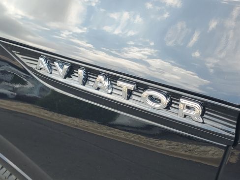 New 2026 Lincoln Aviator Reserve w/ Jet Appearance Package AWD/4WD image 7