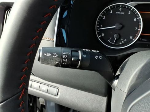 New 2026 Nissan Pathfinder SV image 18