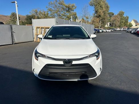 Used 2026 Toyota Corolla LE FWD image 6