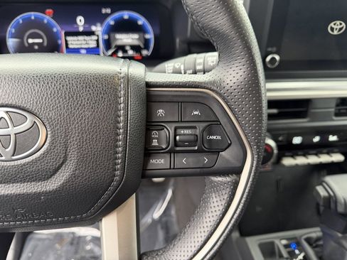 Used 2025 Toyota 4Runner TRD Sport image 17