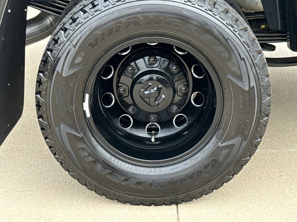 New 2026 RAM 3500 Big Horn AWD/4WD image 10