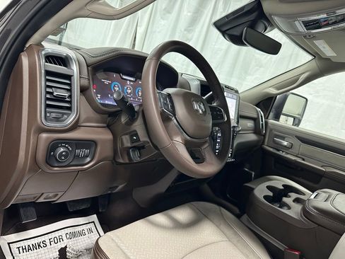Used 2025 RAM 2500 Laramie image 15