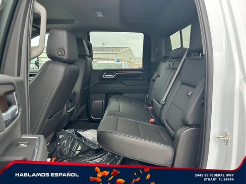 New 2026 GMC Sierra 2500 Denali w/ Denali Reserve Package AWD/4WD image 13