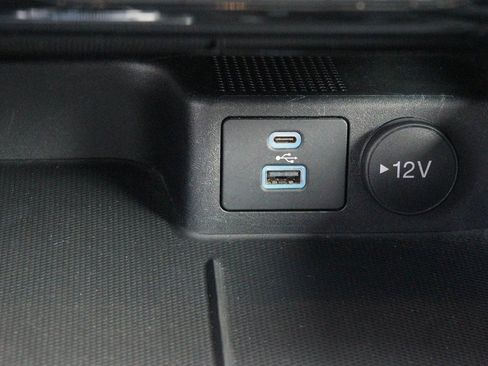 Used 2022 Ford Escape Titanium AWD/4WD image 20
