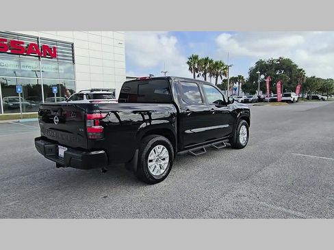 Used 2024 Nissan Frontier SV w/ SV Convenience Package RWD image 31