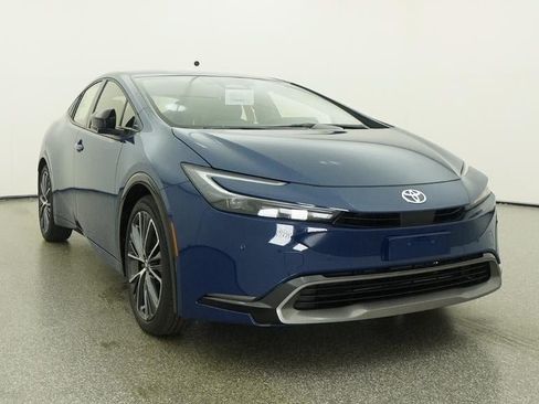 New 2027 Toyota Prius XLE FWD image 30