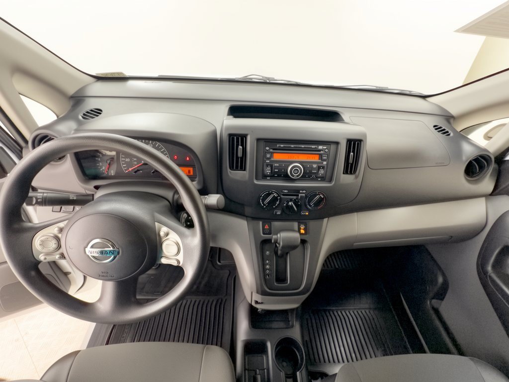 Used 2015 Nissan NV200 SV w/ Exterior Appearance Package FWD image 17