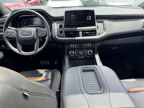 Used 2023 GMC Yukon AT4 w/ AT4 Premium Package AWD/4WD image 13