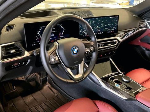 Certified 2024 BMW i4 eDrive35 w/ Premium Package image 17