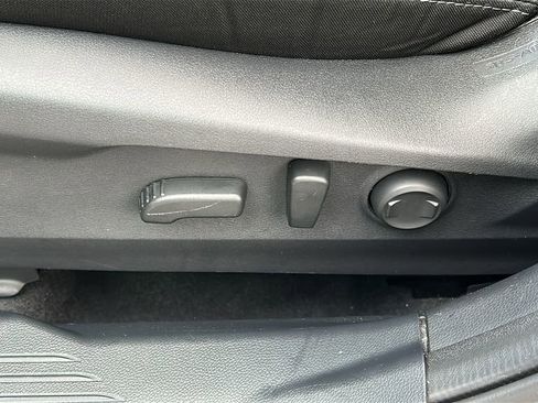 Certified 2024 Subaru Outback Premium image 25