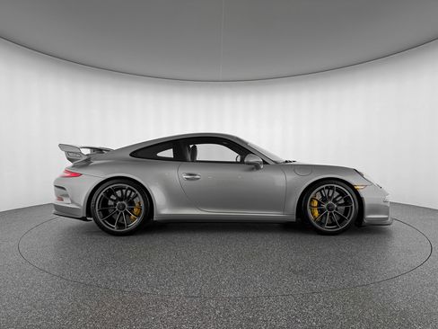 Used 2016 Porsche 911 GT3 image 7