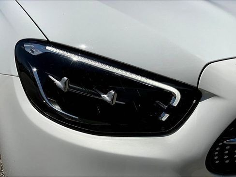 Used 2022 Mercedes-Benz E 350 Sedan image 40