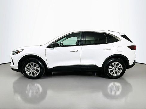 Used 2023 Ford Escape Active image 4