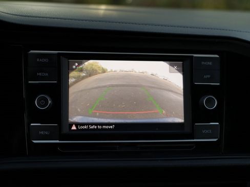 Used 2020 Volkswagen Jetta S w/ Driver Assistance Package image 14