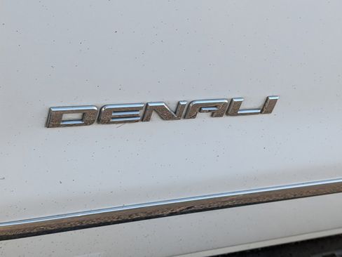 Used 2018 GMC Sierra 1500 Denali image 6