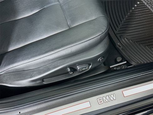 Used 2009 BMW 650i Coupe image 24