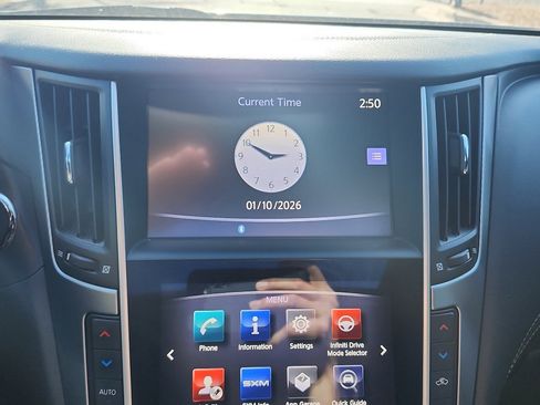 Used 2018 INFINITI Q60 3.0t Luxe image 18