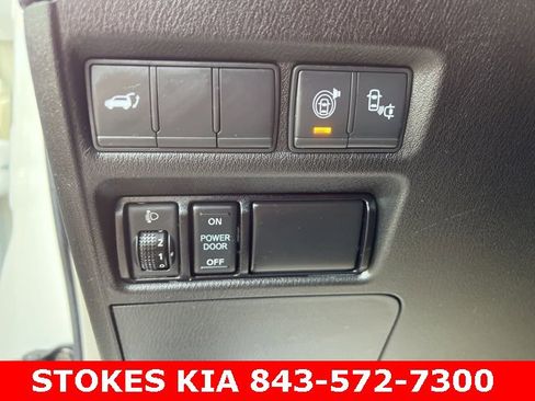 Used 2017 Nissan Armada Platinum w/ Captain Seat Package image 19