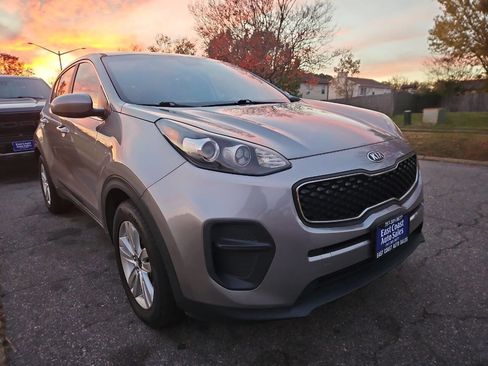 Used 2019 Kia Sportage LX image 8