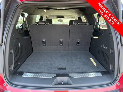 Used 2025 Chevrolet Suburban Premier AWD/4WD image 7