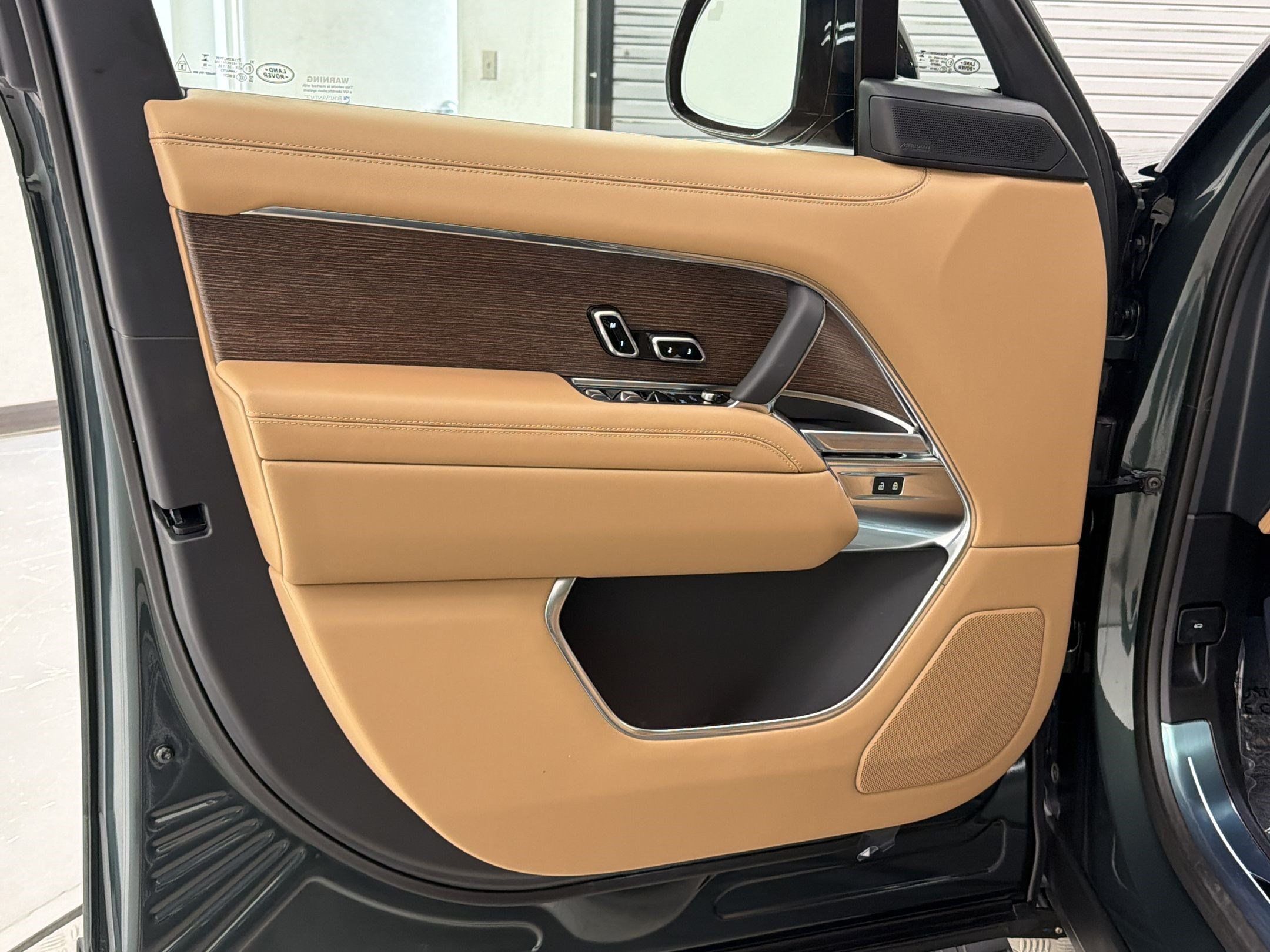 New 2026 Land Rover Range Rover SE AWD/4WD image 14
